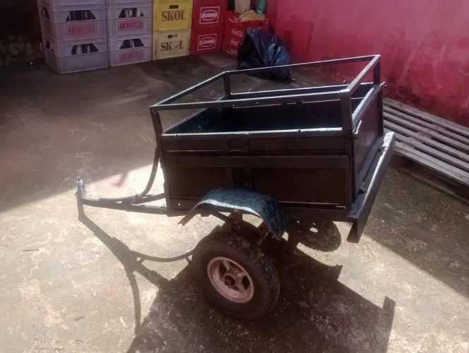 Vende se carrocinha zerada de moto 