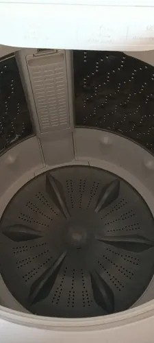 Vendo máquina de lavar Panasonic 14 kilos, semi nova.