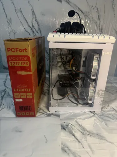 PC Gamer Intel I5, RX 550, 16 GB RAM + Teclado Mecânico e Mouse Sem Fio + Monitor IPS