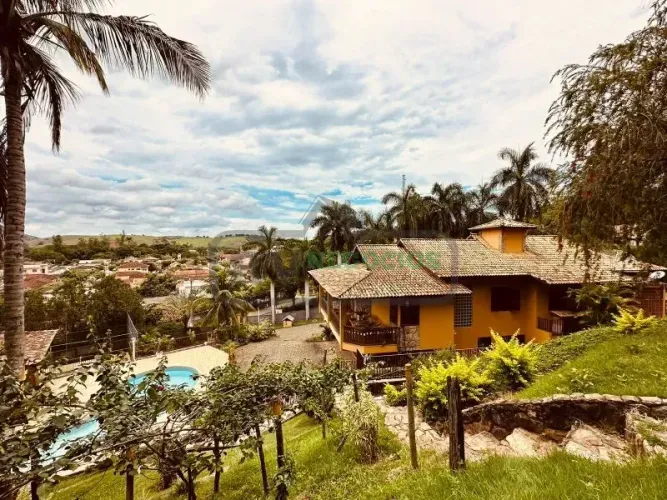 gf- Sem duvidas uma casa linda na Cidade de Volta Grande perto de Além Paraíba!