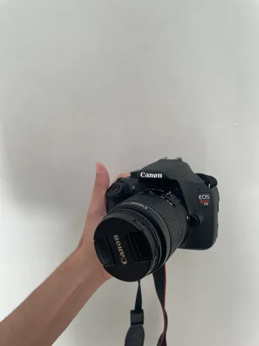 CANON T5
