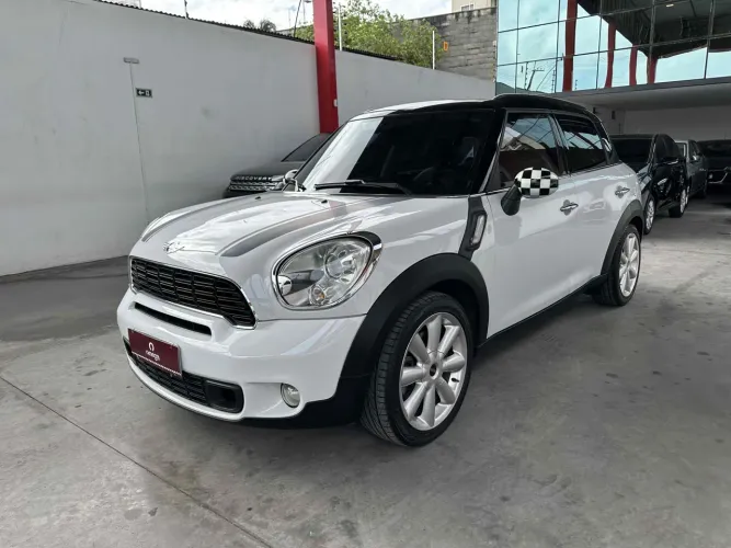 Mini Cooper Country. SE All4 TOP (elétrico) 2012