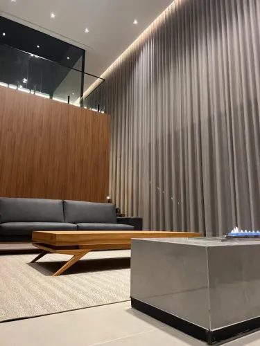 Sobrado de alto padrão para venda possui 828 m² com 4 quartos - Condomínio Fazenda  Imperi
