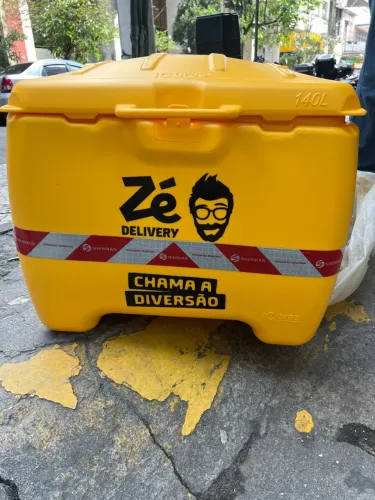 Baú Zé Delivery 140 Litros Novo + Base e 2 Catracas