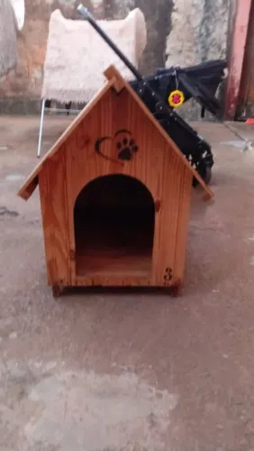 Casinha pet de madeira