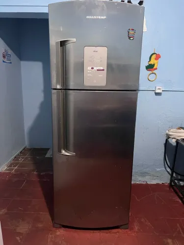 Geladeira sem nenhum defeito