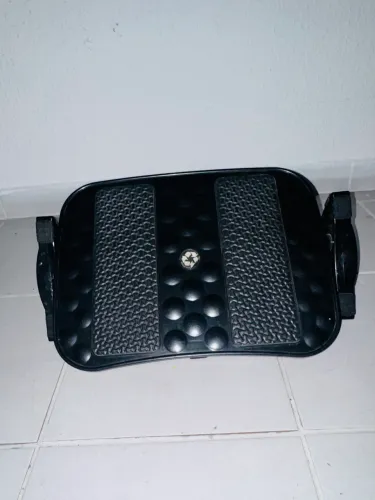 Apoio ergonômico para os pés