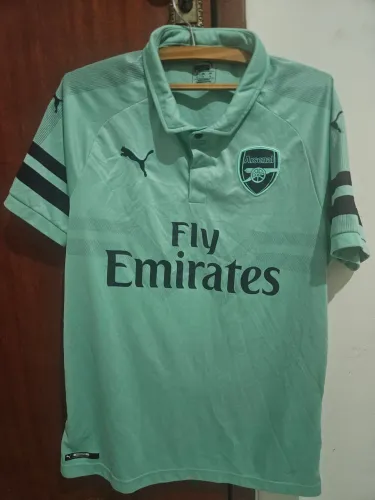 Arsenal Exclusivo camisa Verde Original Puma