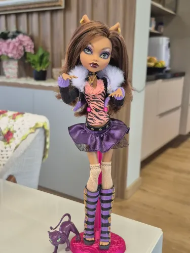 Clawdeen Basica Monster High