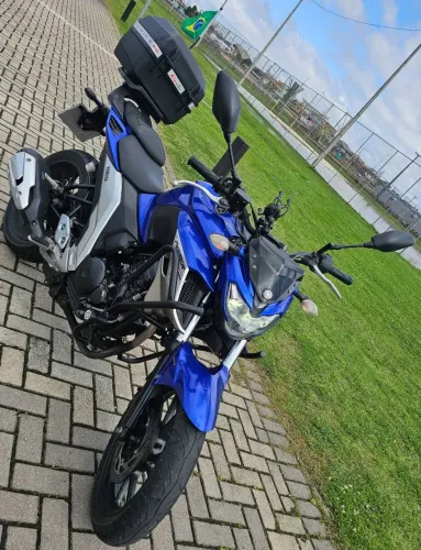 Vende-se Fz25 250 yamaha 