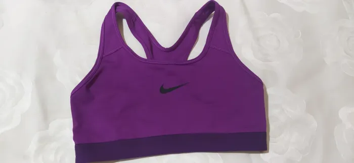 Top Nike tamanho P.