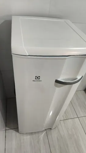 Freezer Vertical Eletrolux