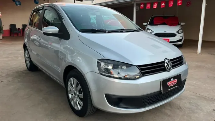 Volkswagen Fox 1.0 MI Total Flex 8V 5P 2014