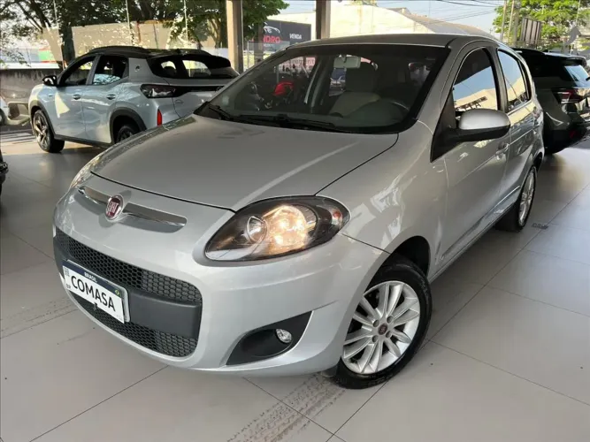 Fiat Palio Essence 1.6 Flex 16V 5P 2015