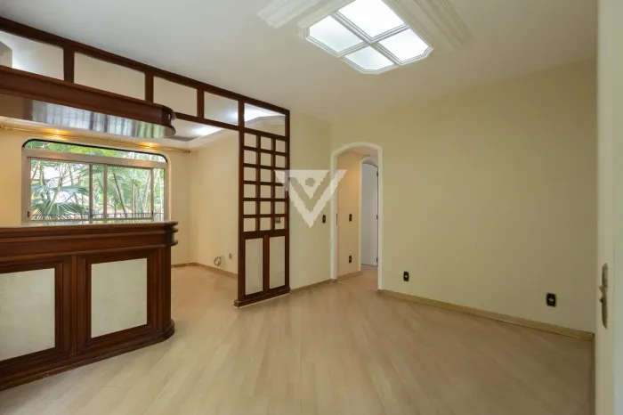 Apartamento a venda com 3 dormitórios na Santa Cecília