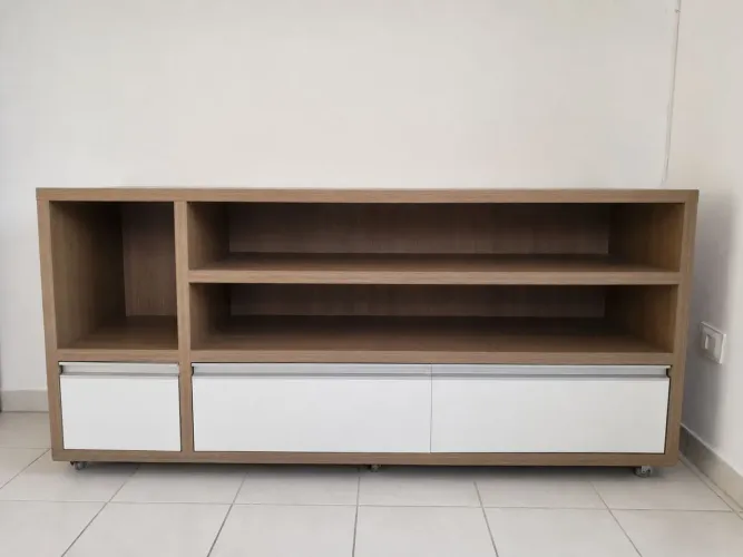 Aparador / Rack Multifuncional 1,60m - Excelente Estado