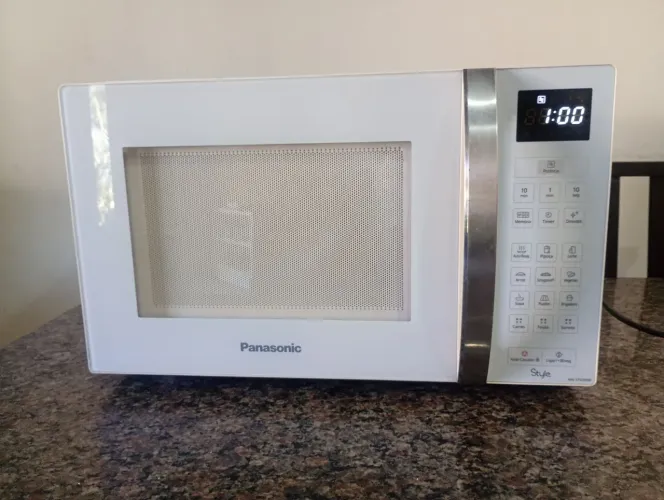 Microondas Panasonic Semi-Novo 