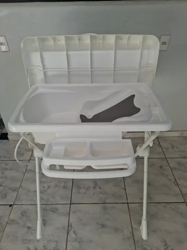 Banheira da burigotto com trocador em excelente estado!