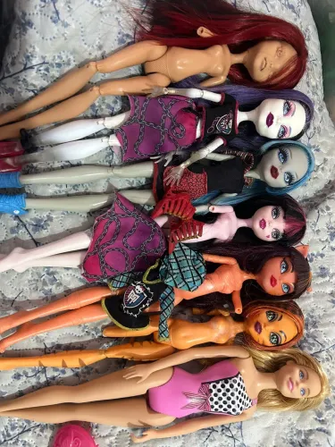 lote de bonecas monster high 