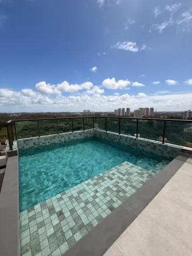 Cobertura de Luxo em Salvador-BA, 4 Suítes, Piscina Privativa e Vista para o Mar! Aproveit