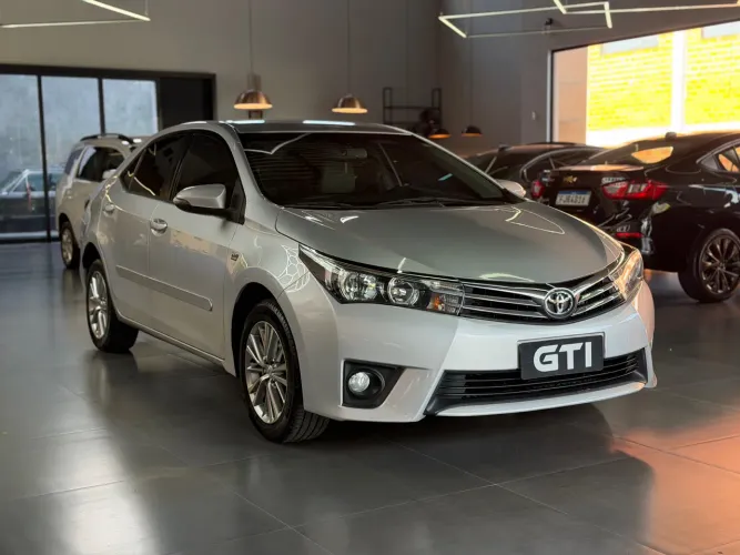 Toyota Corolla XEI 2.0 Flex 16V Aut. 2015