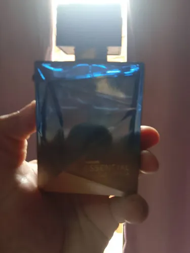 Perfume natura masculino essencial OUD vanila