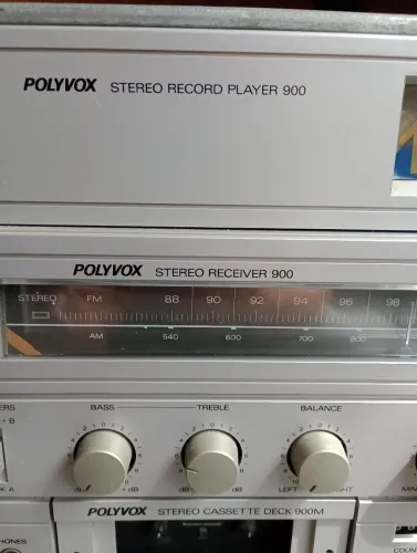 Som Polivox stereo 900