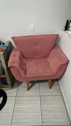 Vendo poltrona rosa