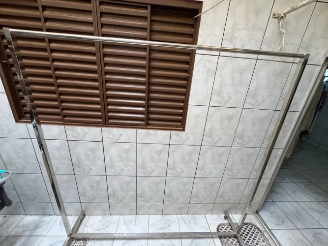 Arara para Roupas