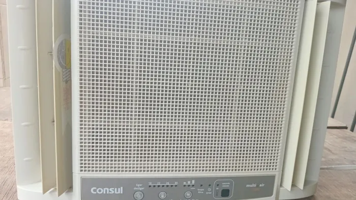 Ar condicionado 7500 btus em ótimo estado