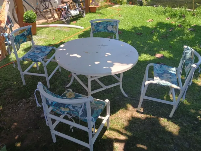 Mesa plástico para jardim