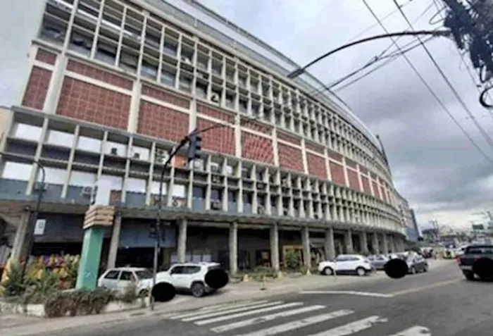 03 Lojas Comerciais em Benfica - Rio de Janeiro/RJ