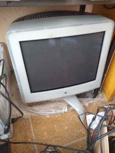 Monitor Apple Display CRT (do powermac g4) não funciona