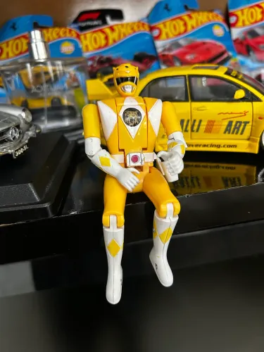 Power ranger amarelo