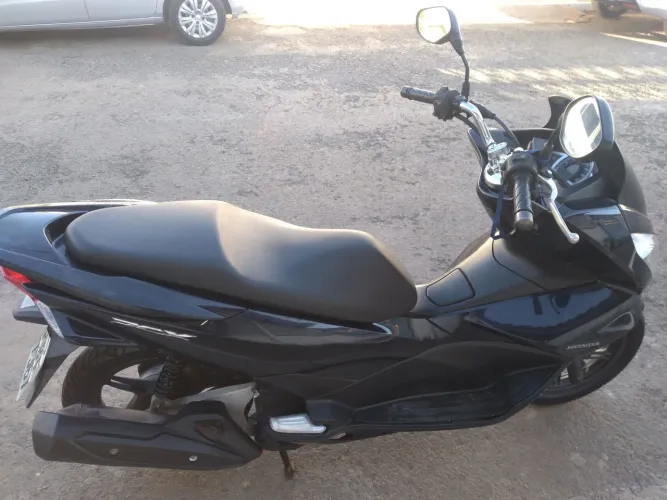 Vendo PCX, único dono!