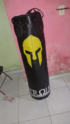 Vendo esse saco de pancada da troia !!!