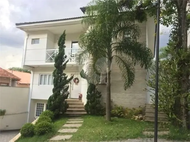 Condomínio Fechado Sobrado com 363m2 , 4 dormitórios (3 suítes) no Tucuruvi - São Paulo - 