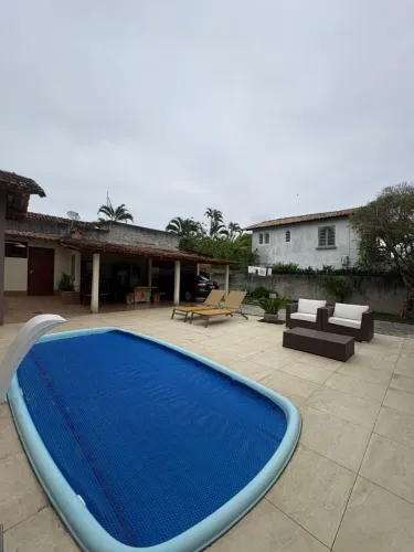 Casa para vender em Manguinhos