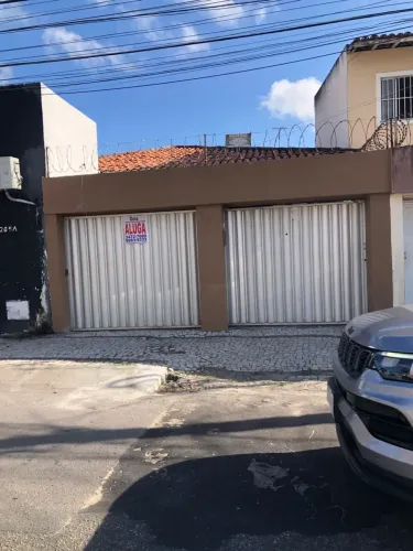 GOIS ALUGA CASA - possui 130 metros quadrados com 3 quartos em Sapiranga-Coité - Fortaleza