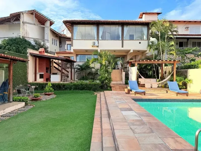 casa duplex com 4 quartos a venda,358m2