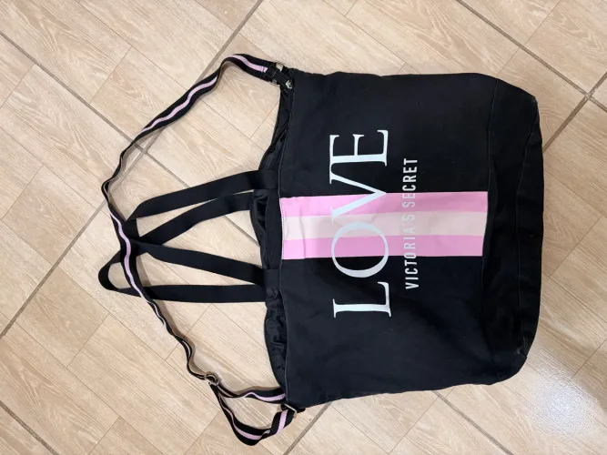 Bolsa grande Victoria?s Secret 