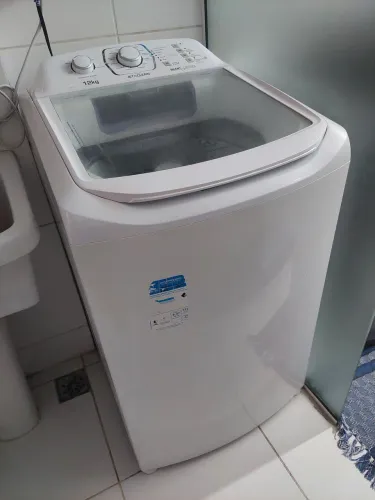 Máquina de lavar Electrolux 12kg