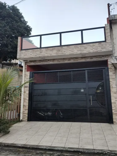 Casa no Grajaú linda próx circo escola