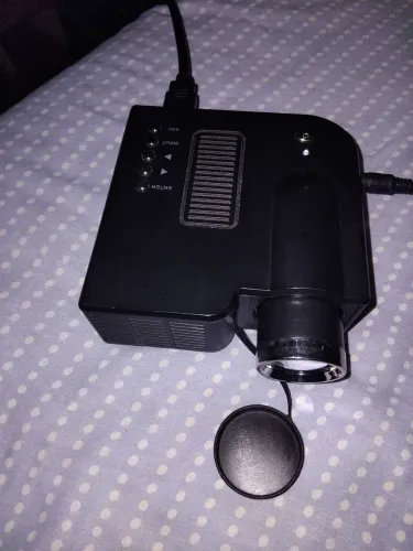 Mini projetor.