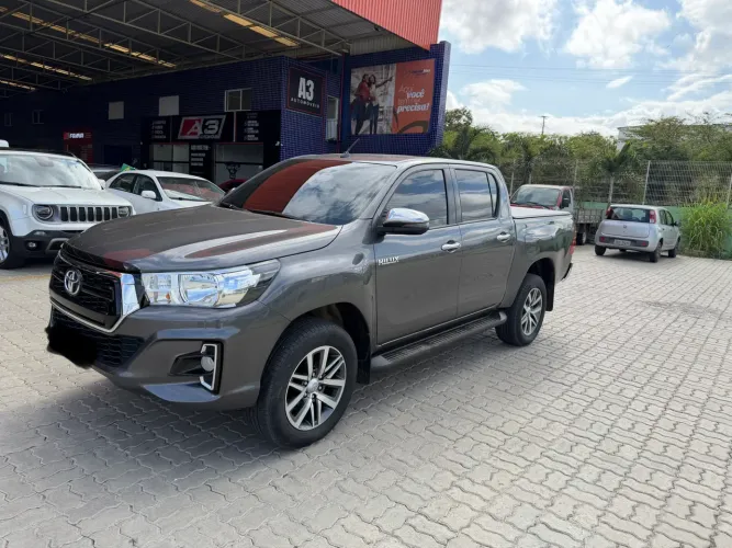 Toyota Hilux CD SRV 4X4 2.8 TDI Diesel Aut. 2020