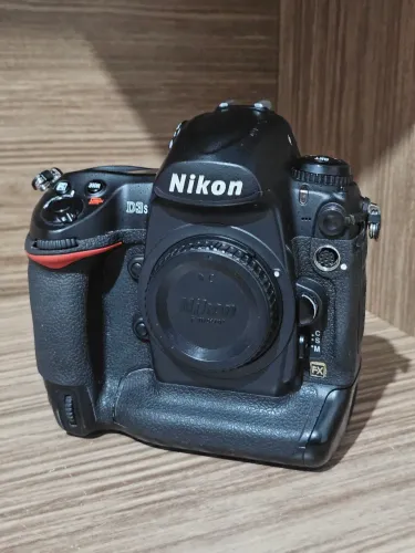 Nikon d3s
