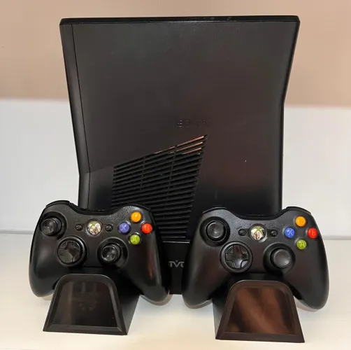 Xbox 360 Slim RGH + loja para baixar jogos + Garantia
