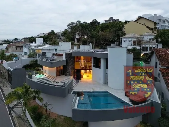 Casa de Alto Padrão em Itaguaçu -5 Suites Florianópolis