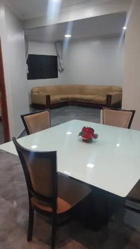? CASA DE ALTO PADRÃO À VENDA EM VALPARAÍSO DE GOIÁS 3 ANDARES COM ÁREA NA COBERTURA