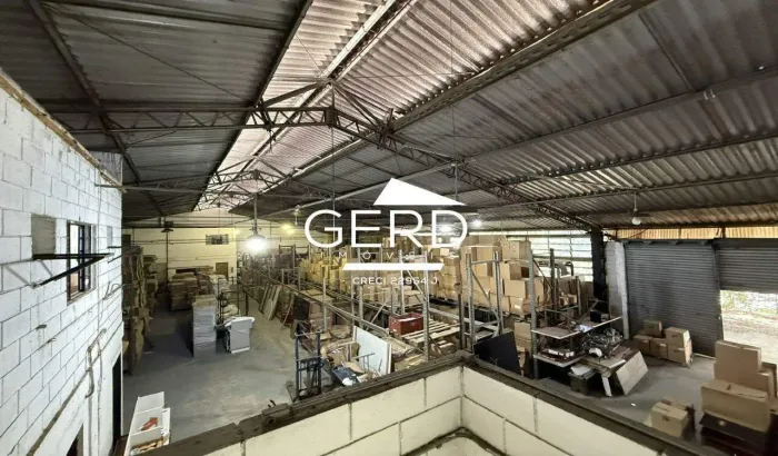 Galpão para Locação em Cotia | 924m² Construídos na Granja Viana